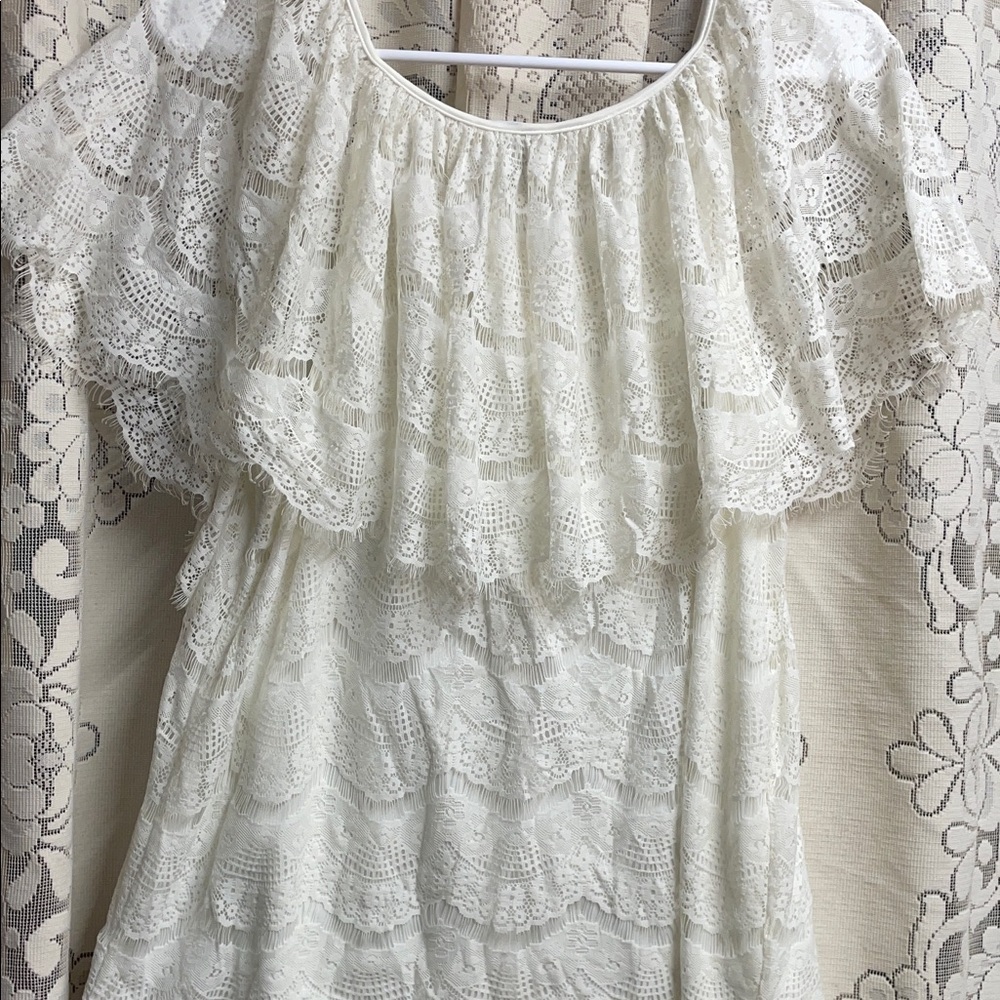 New Directions Cream Lace Blouse With Lining - Picture 5 of 6